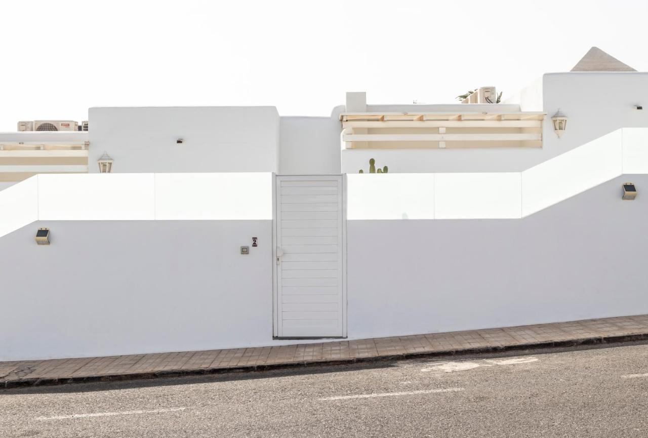 Flower Beach Lanzarote Playa Honda  Exterior photo